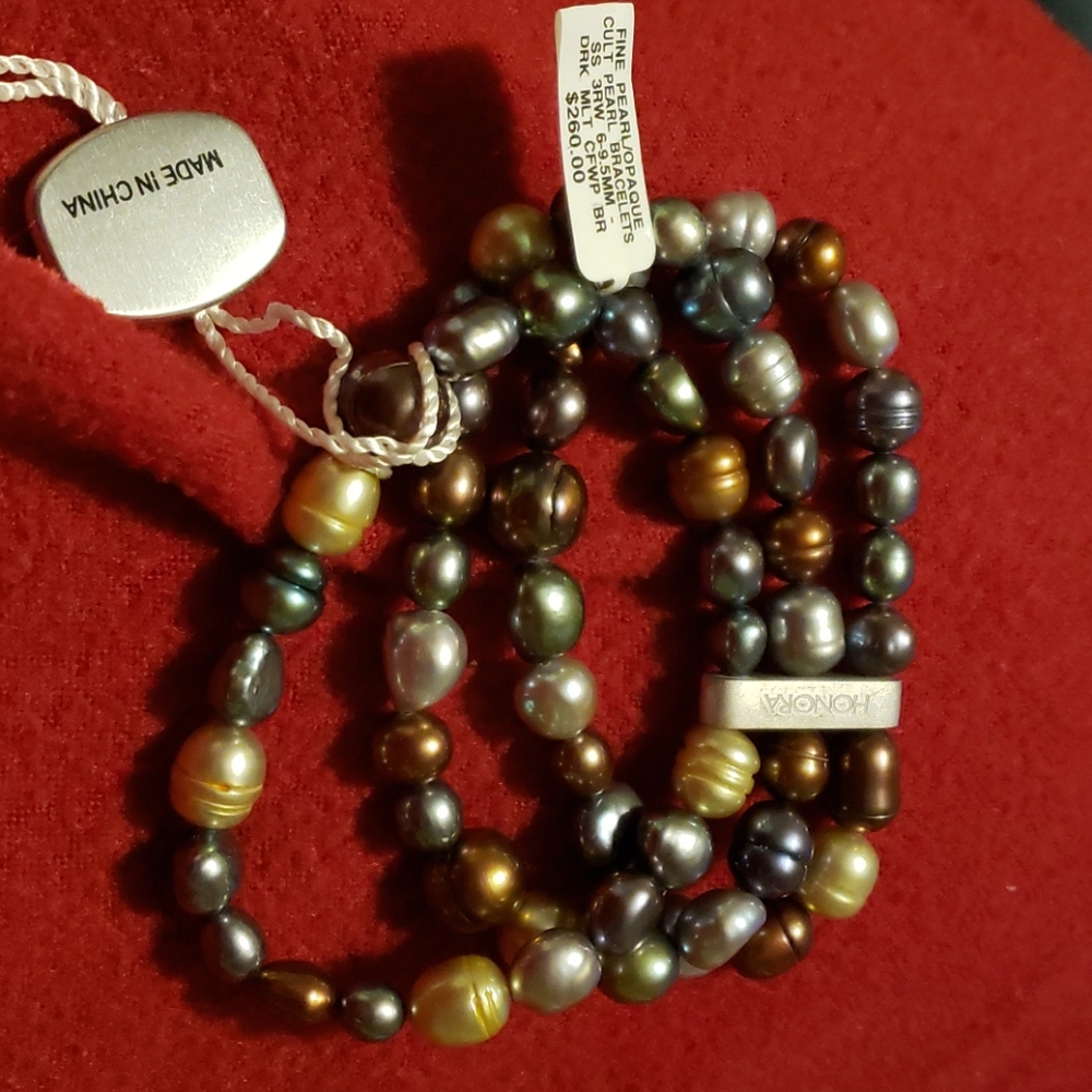 NWT Honora fine pearl/opaque pearl bracelet